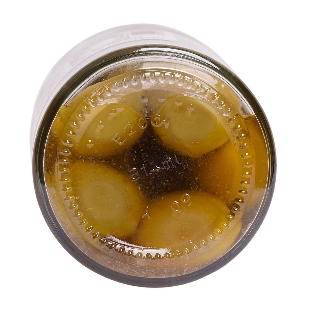 Olive verdi farcite con Mandorle in olio extravergine d'oliva - Vaso da ml. 314 - produzione artigianale Conserve Conti - immagine 2