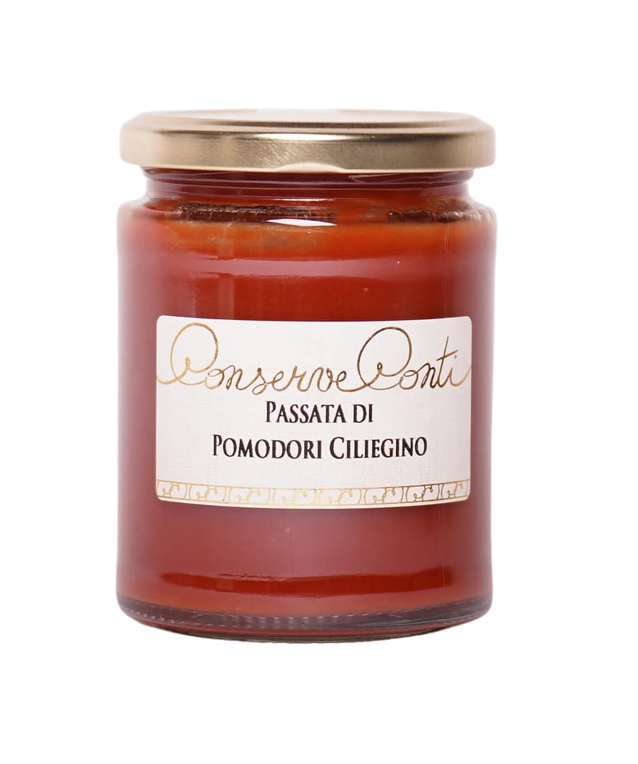 Passata di pomodori ciliegino